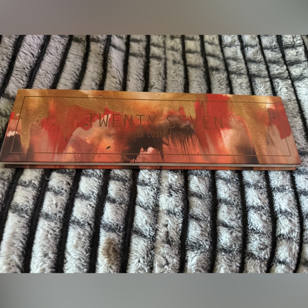 Melt Cosmetics Twenty Seven Eyeshadow Palette